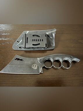 Limited Edition Cleaver with Integrated Knuckle Handle